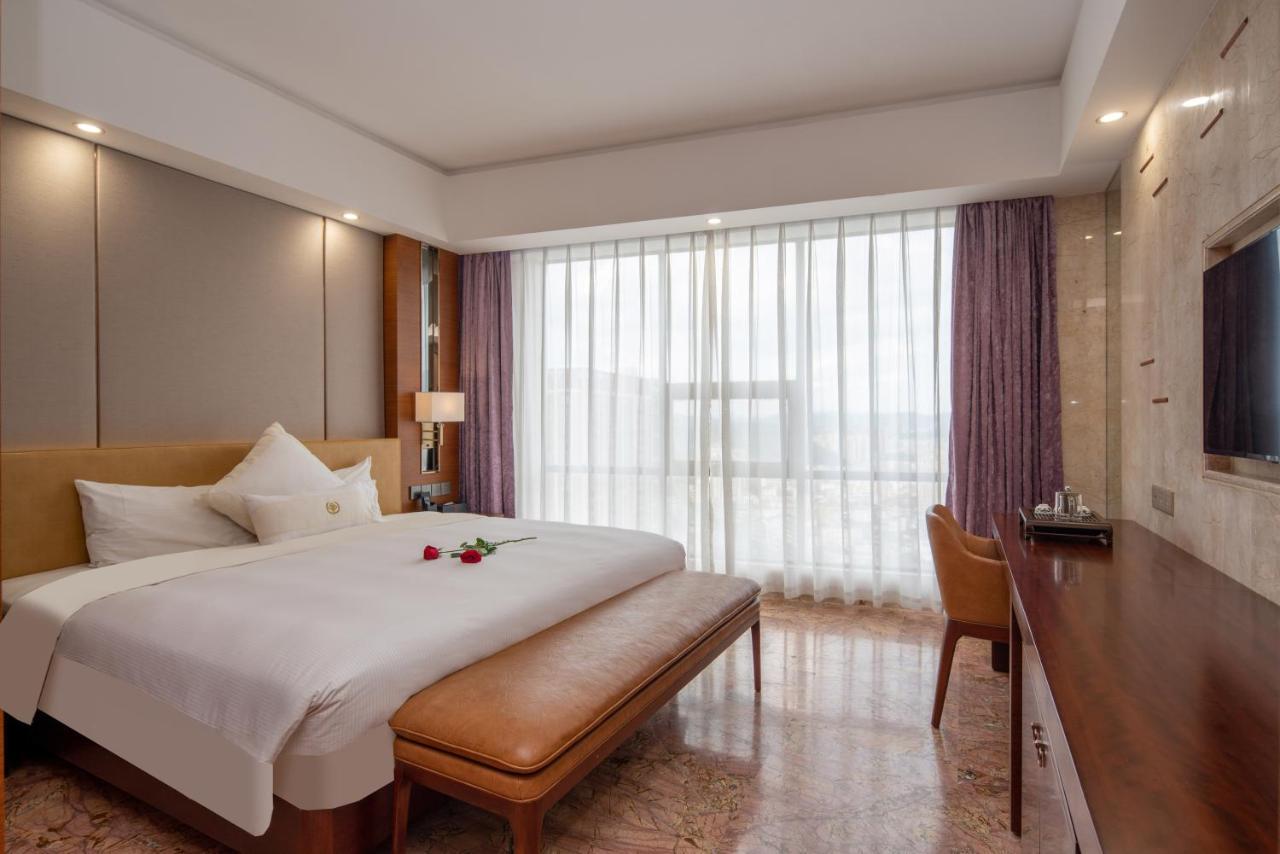 King Royal Hotel Yunfu מראה חיצוני תמונה