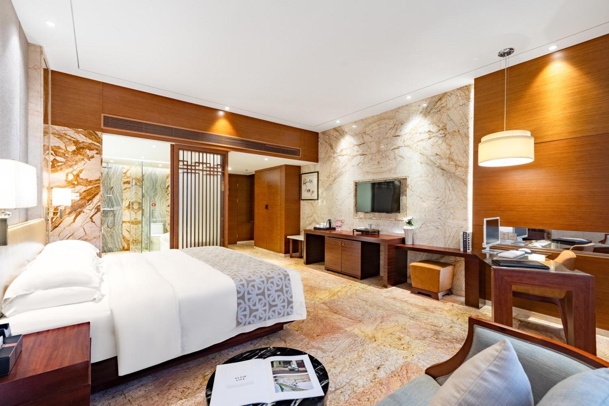 King Royal Hotel Yunfu מראה חיצוני תמונה