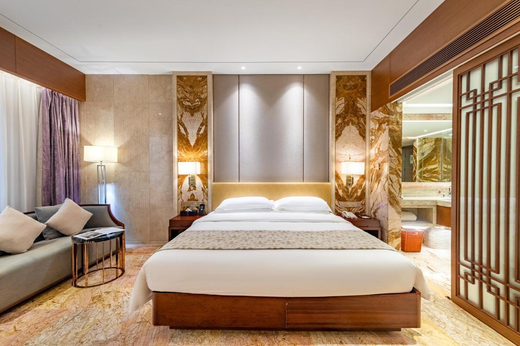 King Royal Hotel Yunfu מראה חיצוני תמונה
